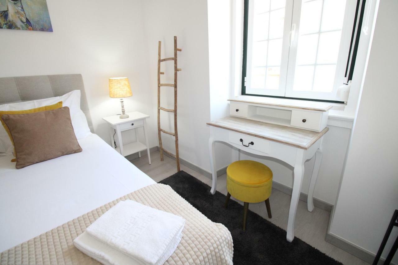 Apartamento Moderno Nas Olaias A 5 Minutos Da Faculdade Isel E Ist Lissabon Exterior foto